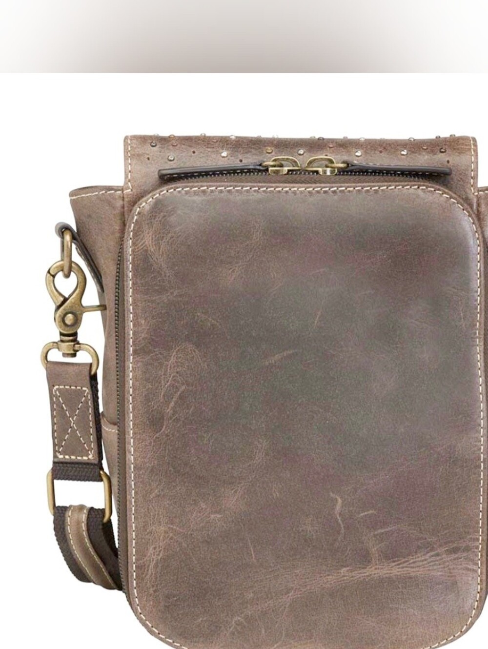 Gun Tote'n Mamas Distressed Leather Conceal Carry Crossbody - Picture 5 of 14